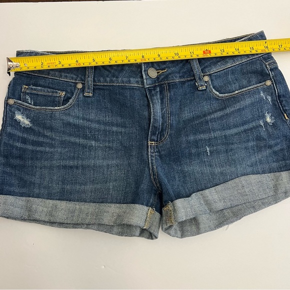 PAIGE Distressed Cuffed Hem Denim Jean Shorts Women’s  Size 28 - Picture 8 of 8